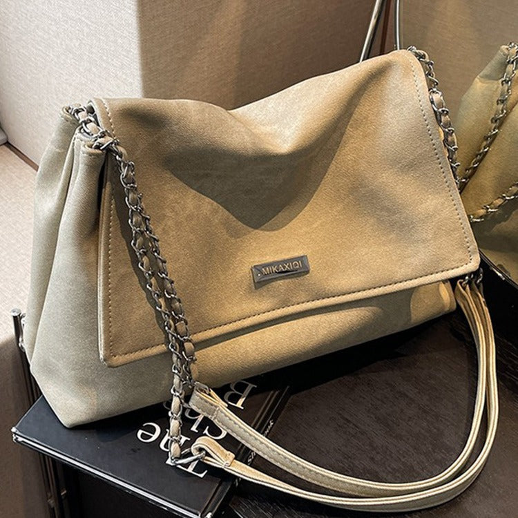 Chain Strap Flap Crossbody Bag