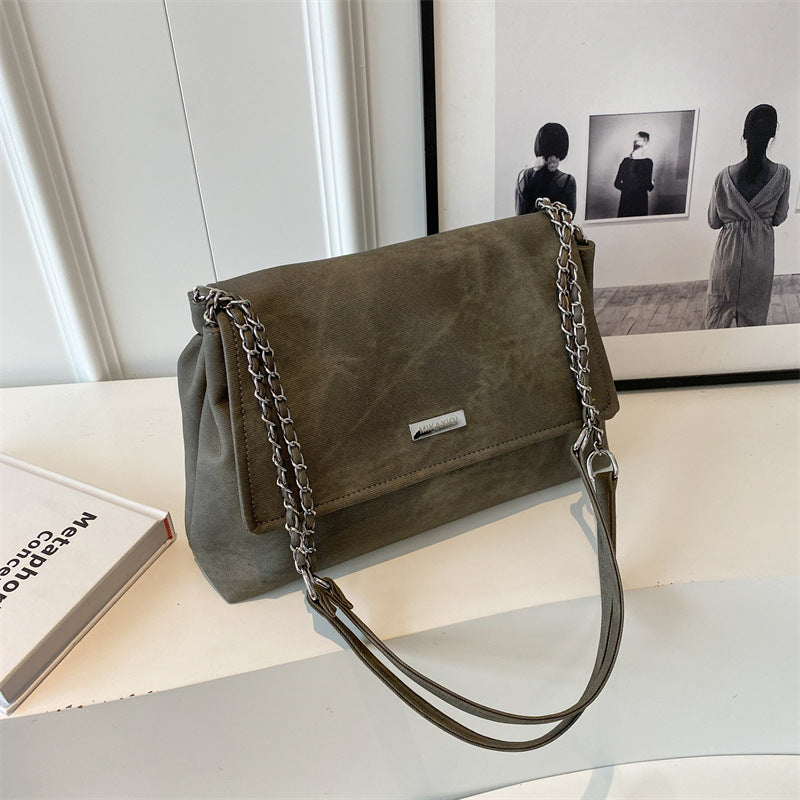 Chain Strap Flap Crossbody Bag